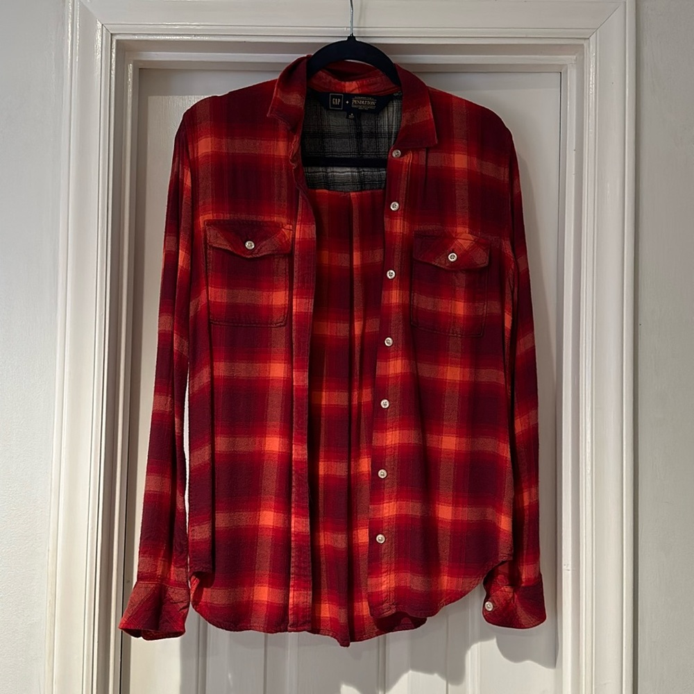 GAP + PENDLETON SOFT BUTTON UP FLANNEL